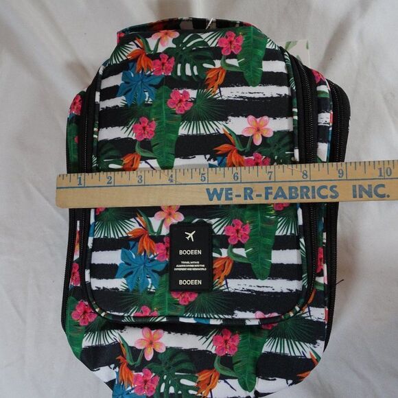 Booeen Floral Toiletry Bag. - Picture 8 of 9